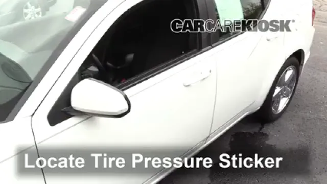 2013 Dodge Avenger SE 3.6L V6 FlexFuel Tires & Wheels Check Tire Pressure